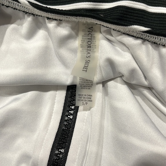 Victoria’s Secret One Piece Swimsuit - Picture 4 of 5